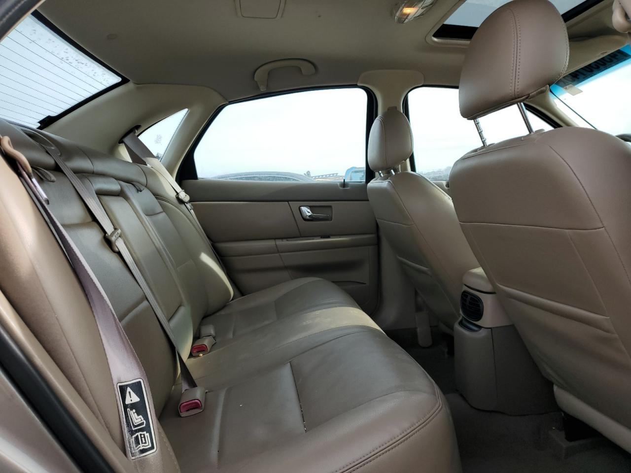 2003 Ford Taurus - Image 11