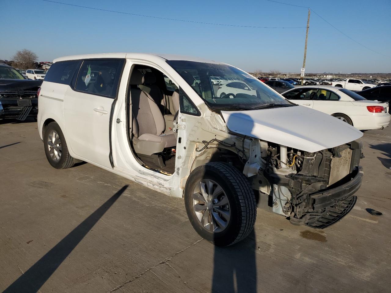 2020 Kia Sedona - Image 4