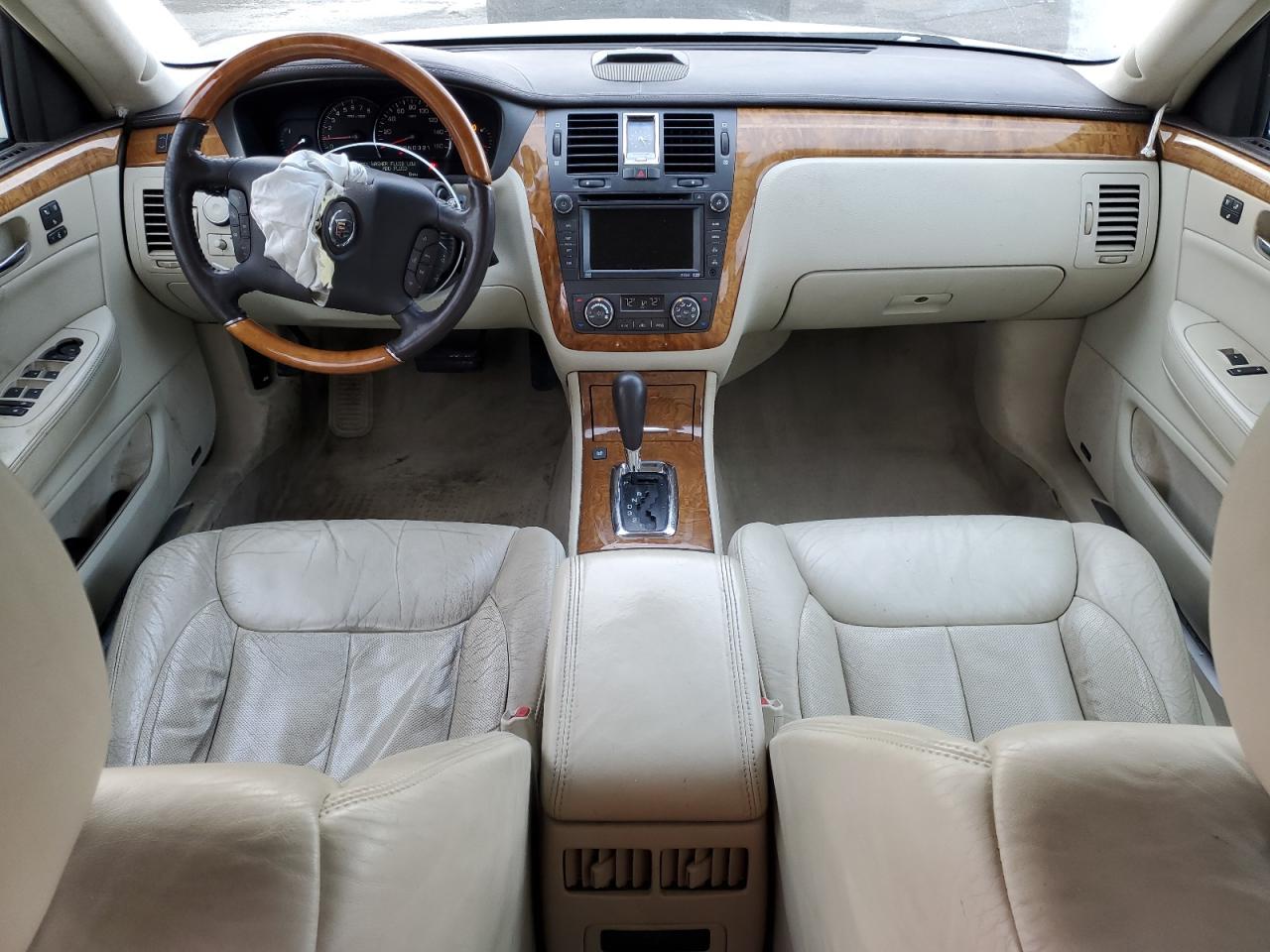 2008 Cadillac DTS - Image 8