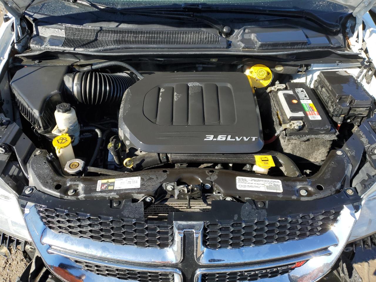 2017 Dodge Caravan - Image 12