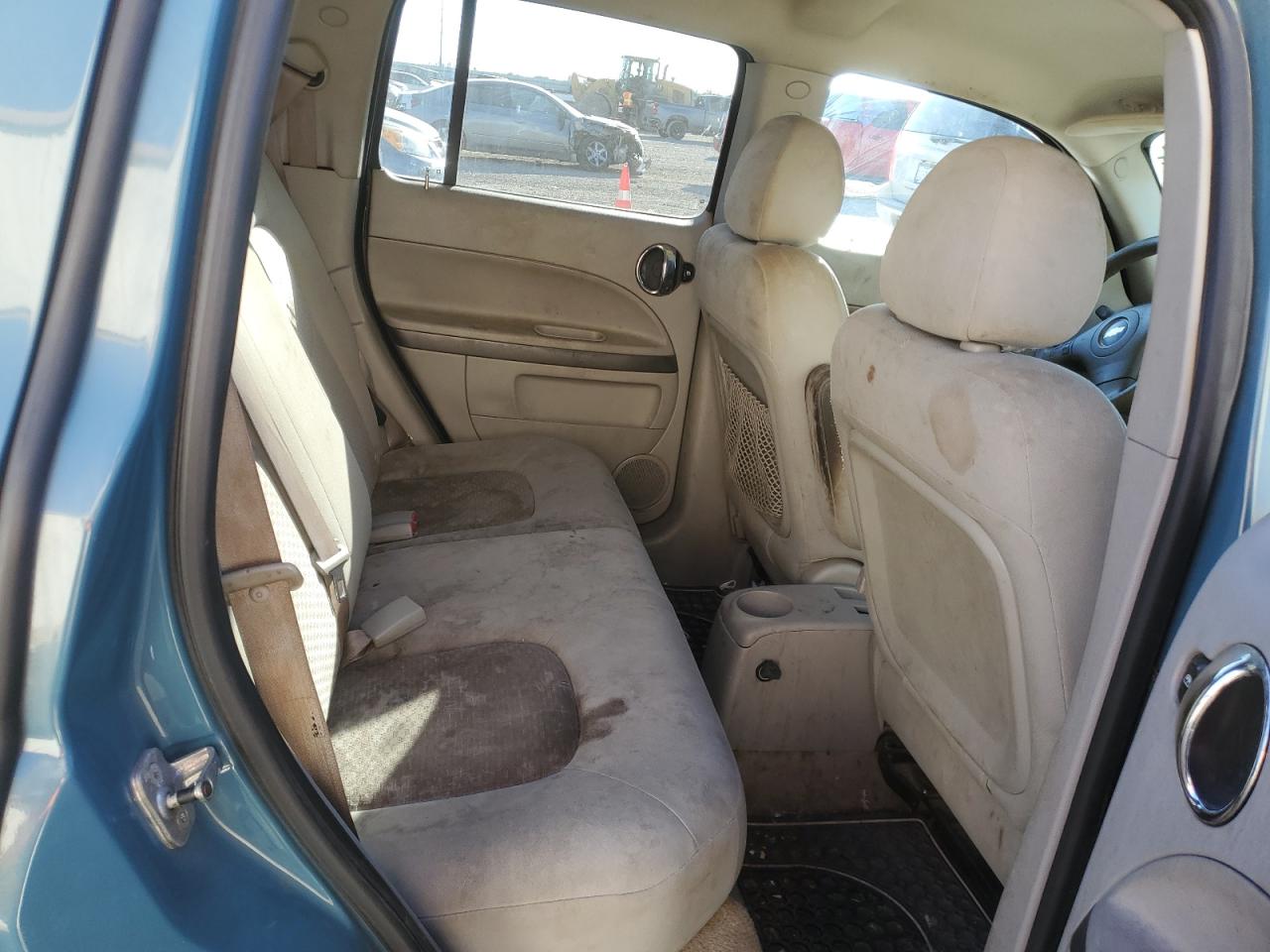 2007 Chevrolet HHR - Image 11