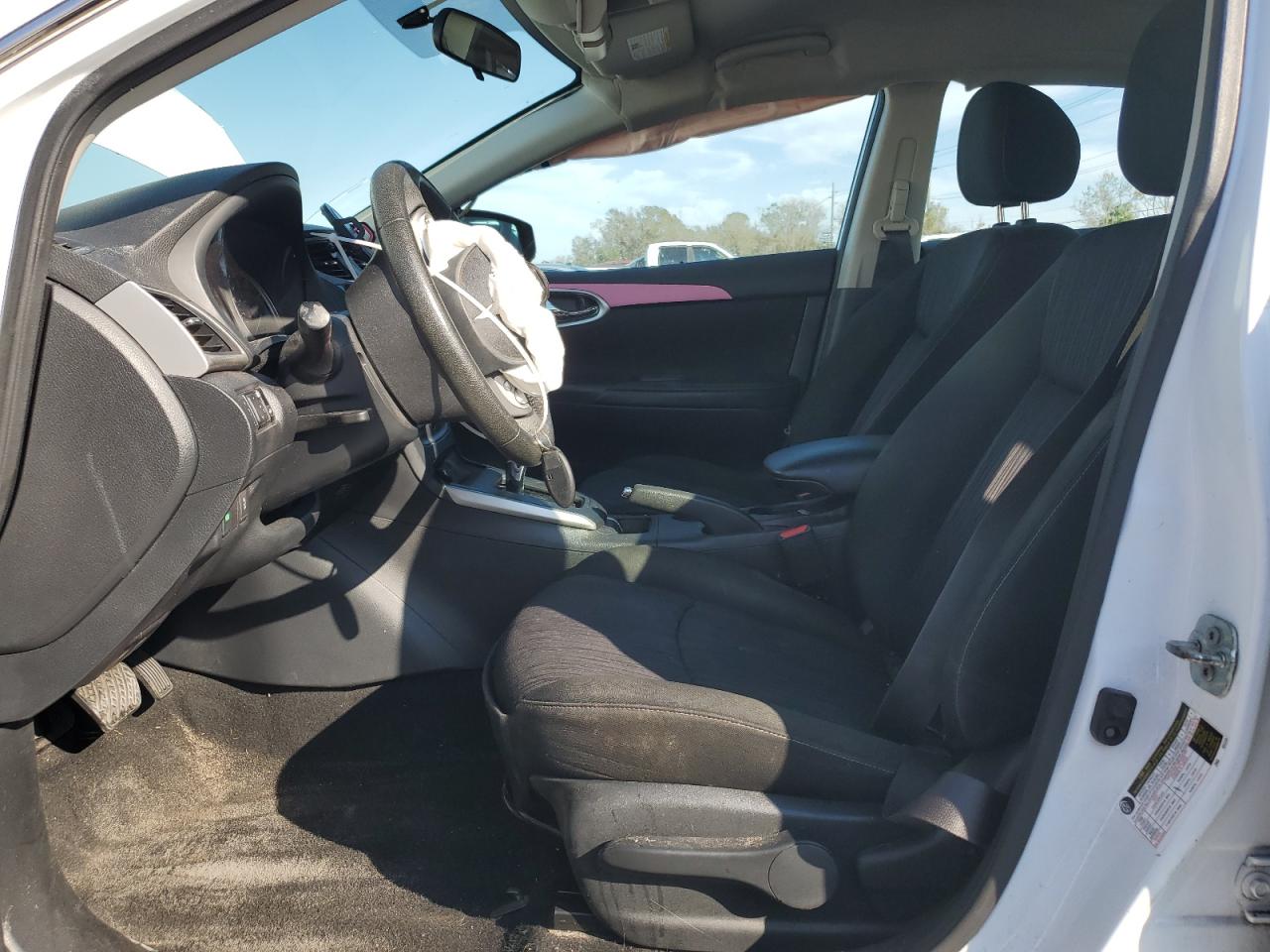 2019 Nissan Sentra - Image 7