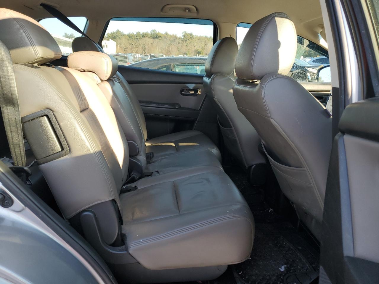 2011 Mazda CX-9 - Image 11
