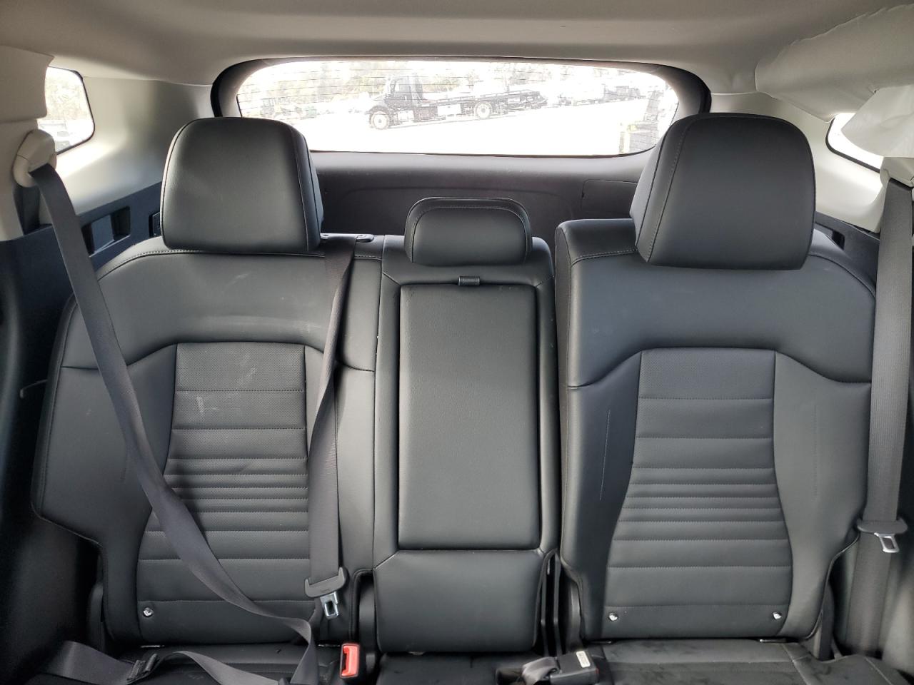 2023 Kia Sportage - Image 10