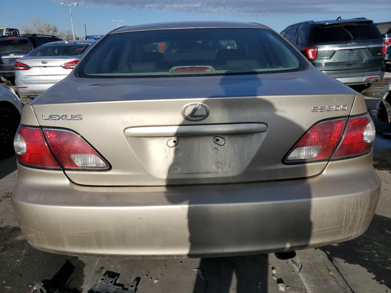 2002 Lexus ES - Image 6