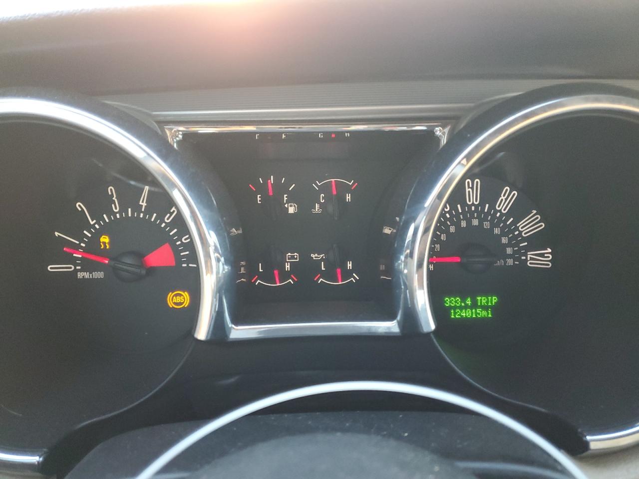 2008 Ford Mustang - Image 9