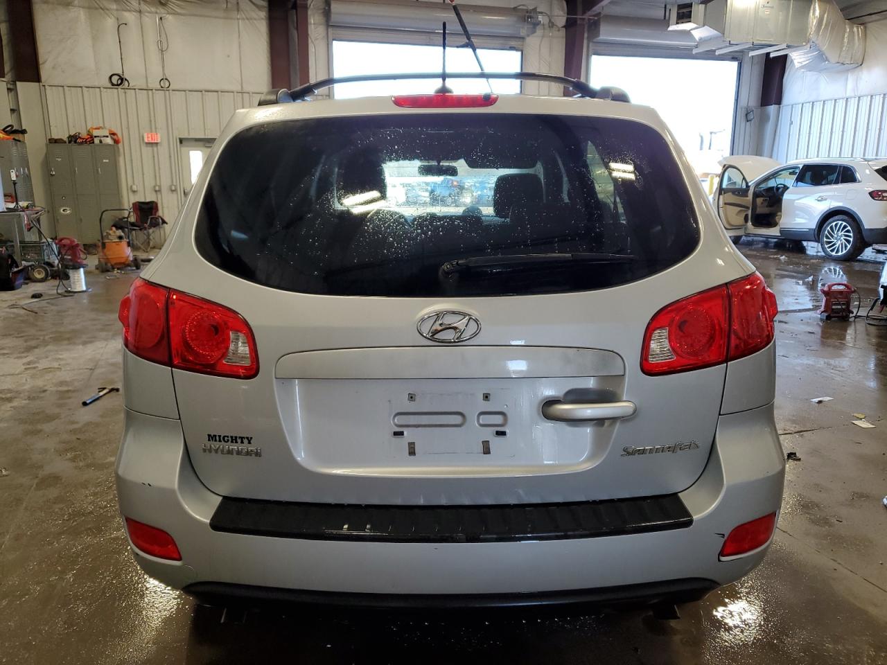 2009 Hyundai Santa Fe - Image 6