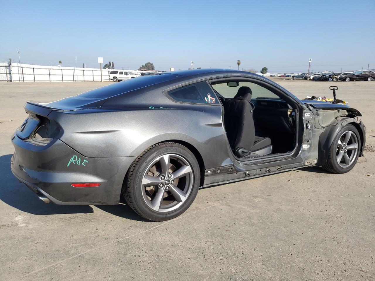 2015 Ford Mustang - Image 3