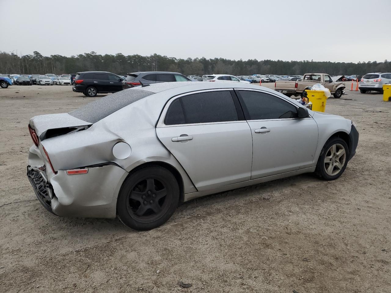 2011 Chevrolet Malibu - Image 3