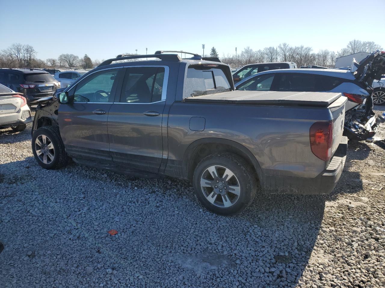 2019 Honda Ridgeline - Image 2