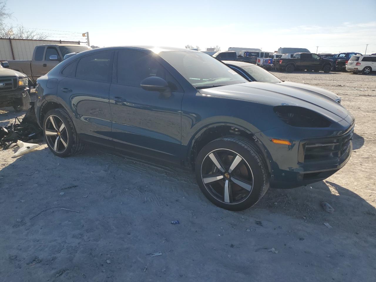 2024 Porsche Cayenne - Image 4
