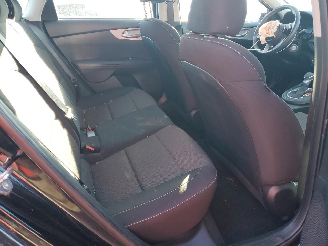 2024 Kia Forte - Image 10