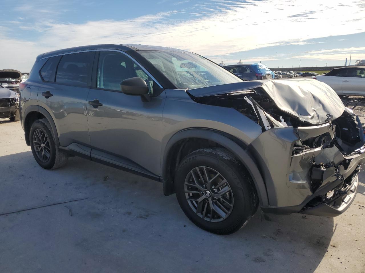 2021 Nissan Rogue - Image 4