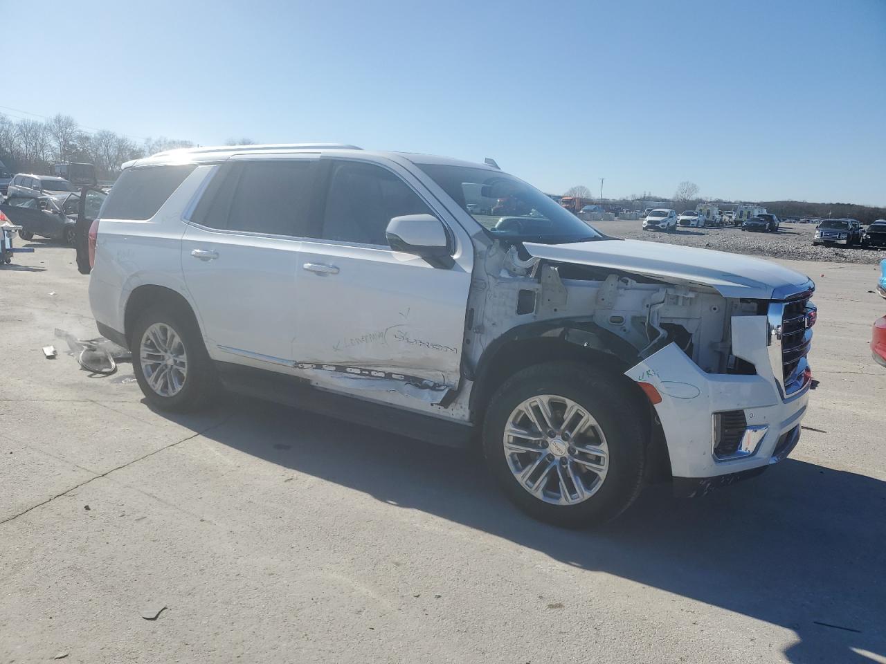 2021 GMC Yukon - Image 4