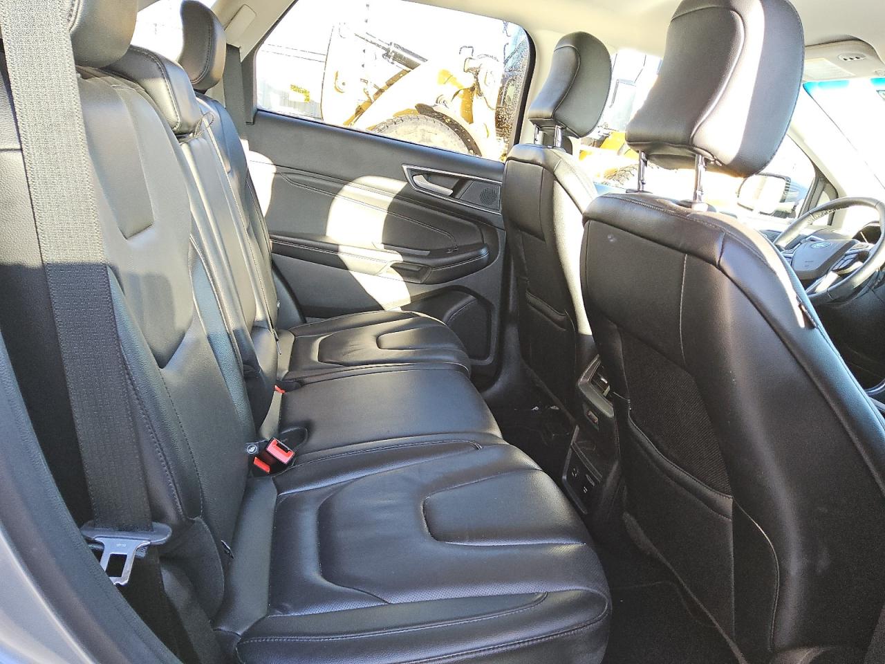 2022 Ford Edge - Image 6