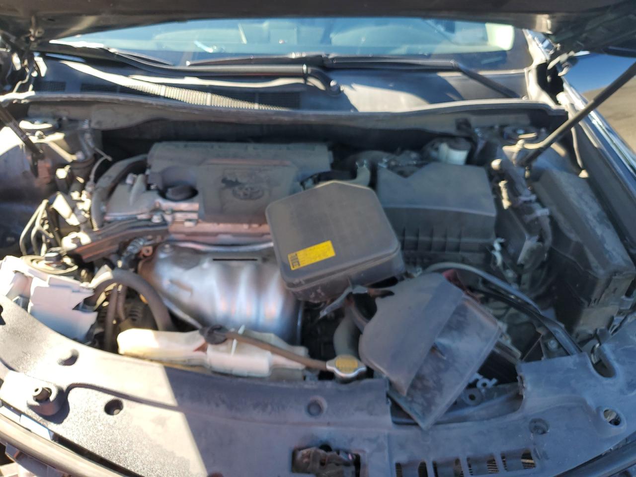 2014 Toyota Camry - Image 11
