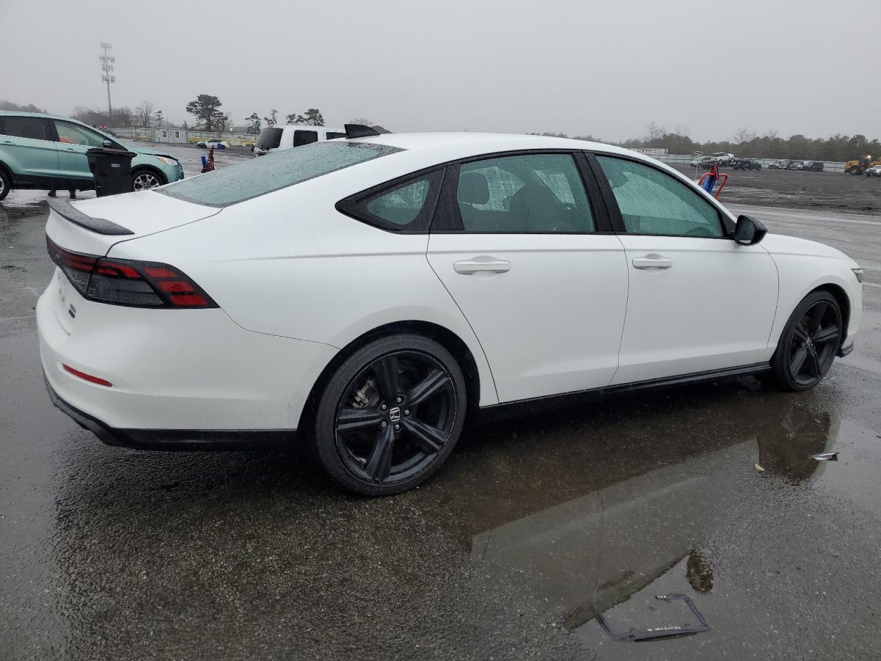 2023 Honda Accord - Image 3