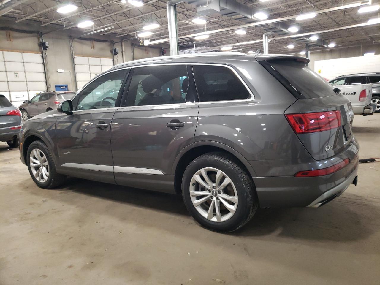 2019 Audi Q7 - Image 2