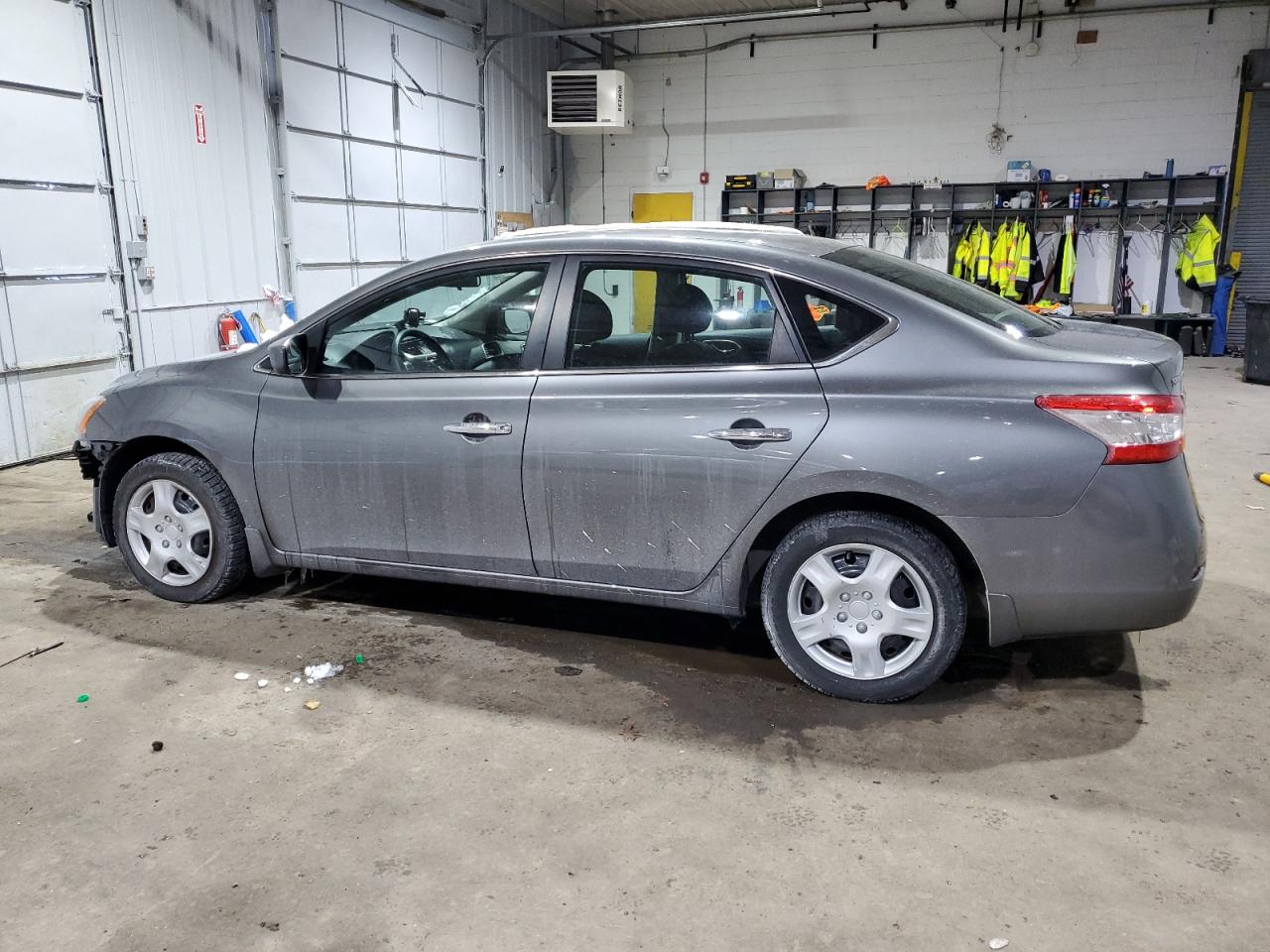 2015 Nissan Sentra - Image 2
