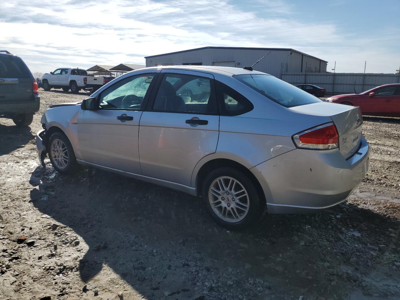 2011 Ford Focus - Image 2