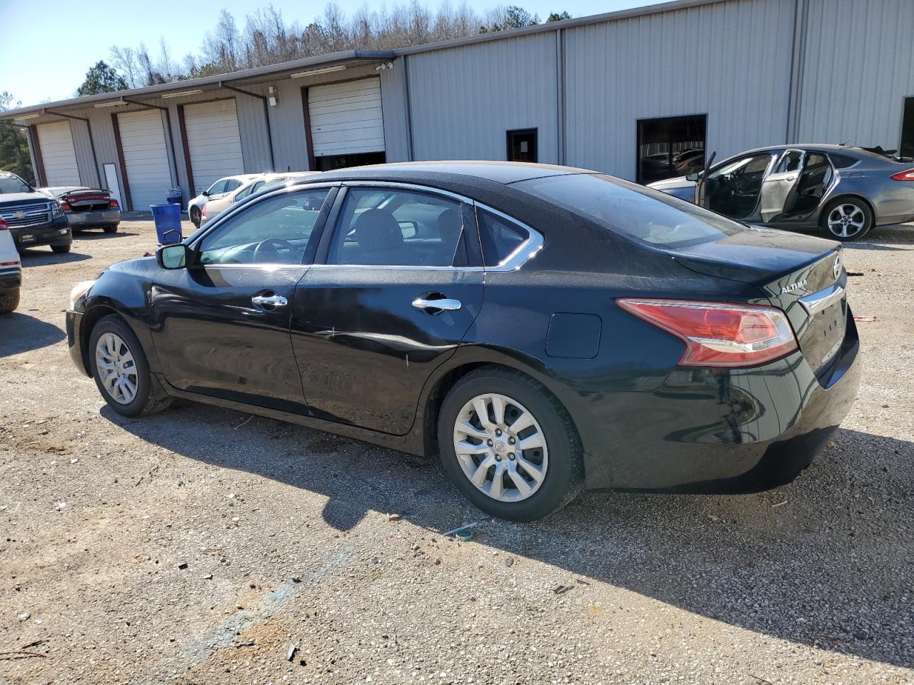 2013 Nissan Altima - Image 2