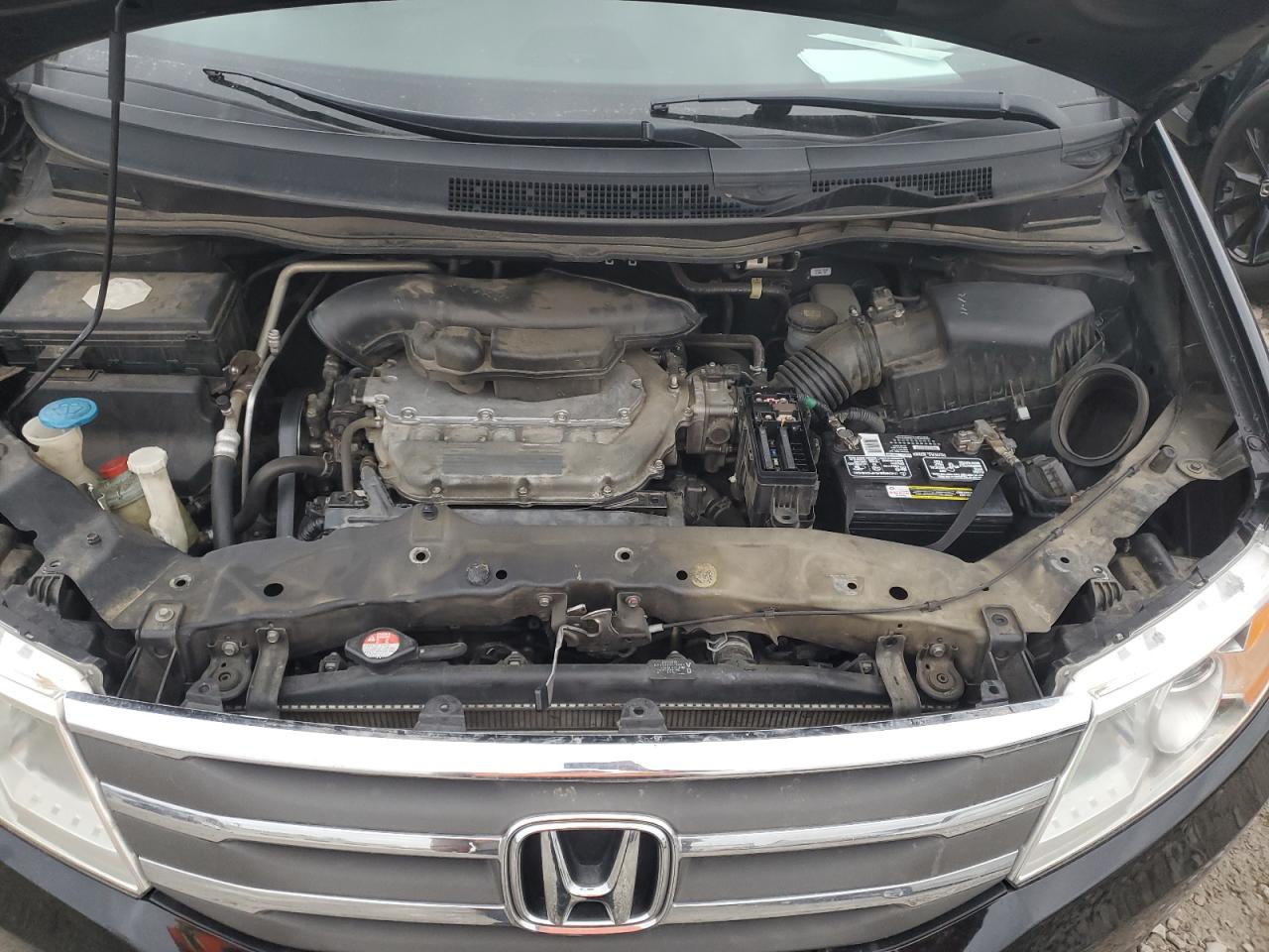 2011 Honda Odyssey - Image 12
