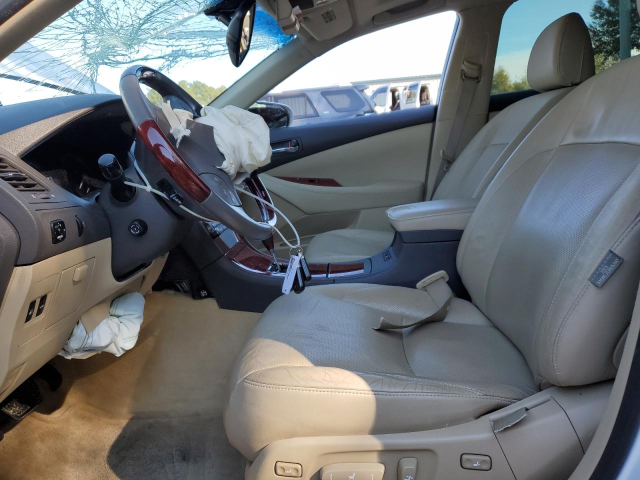 2009 Lexus ES - Image 7