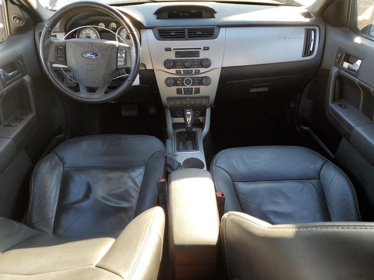 2009 Ford Focus - Image 8