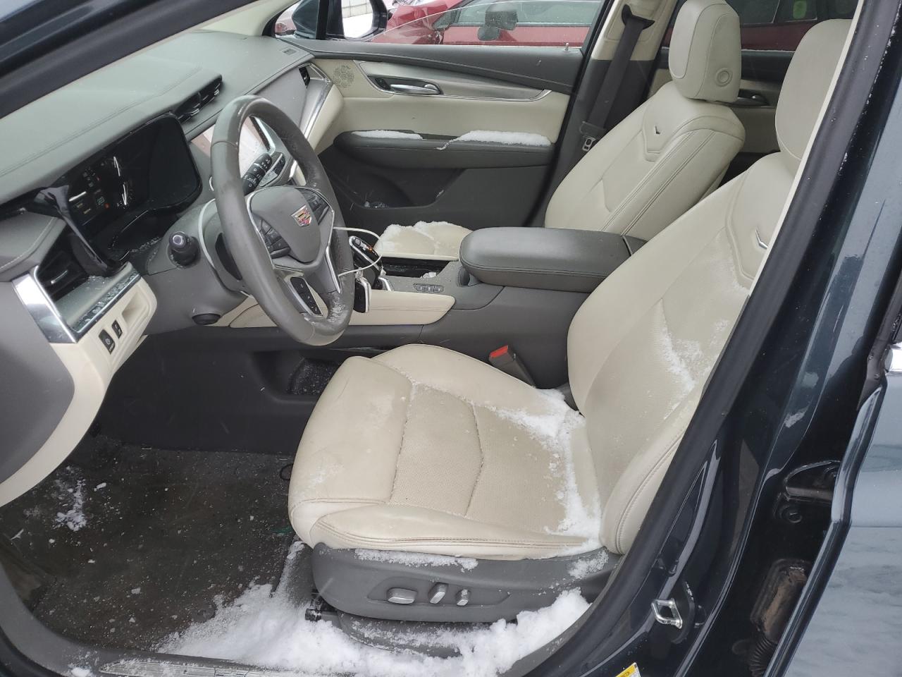 2019 Cadillac XT5 - Image 7