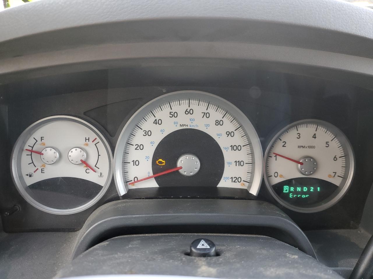 2005 Dodge Dakota - Image 9
