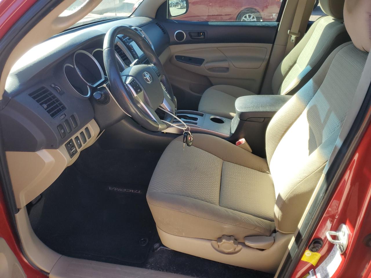 2013 Toyota Tacoma - Image 7