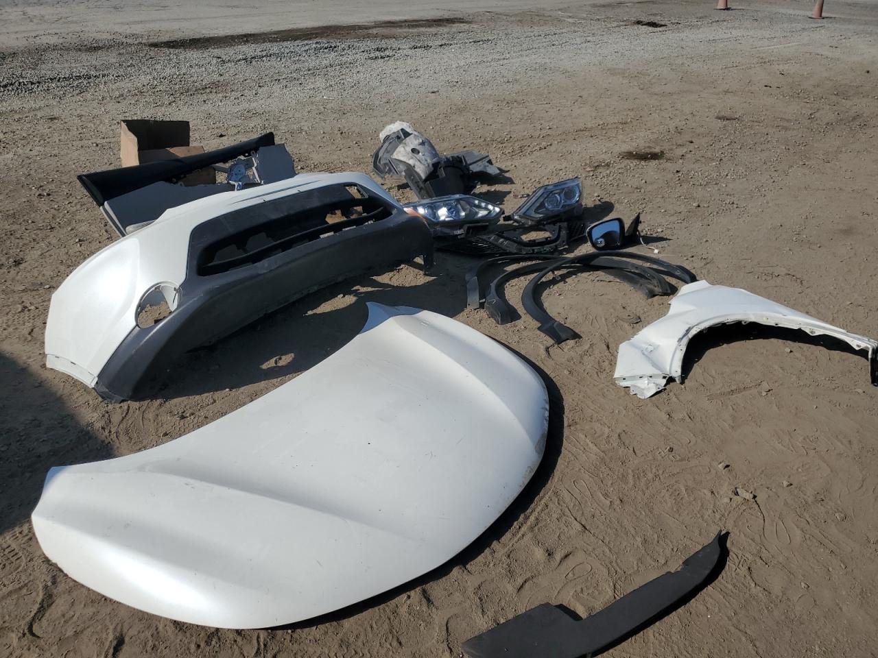 2018 Nissan Rogue - Image 13