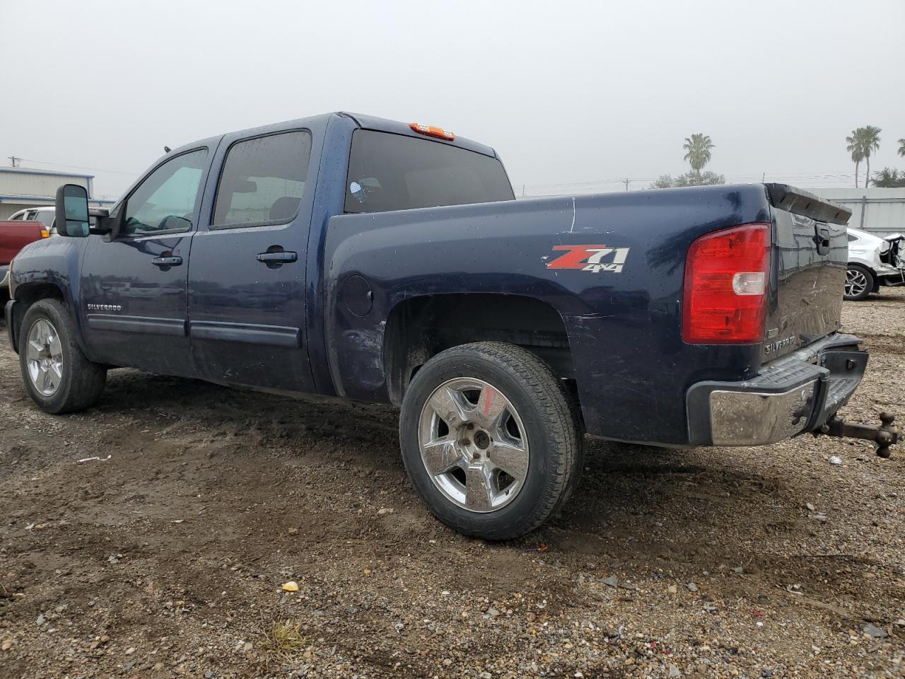 2010 Chevrolet Silverado - Image 2