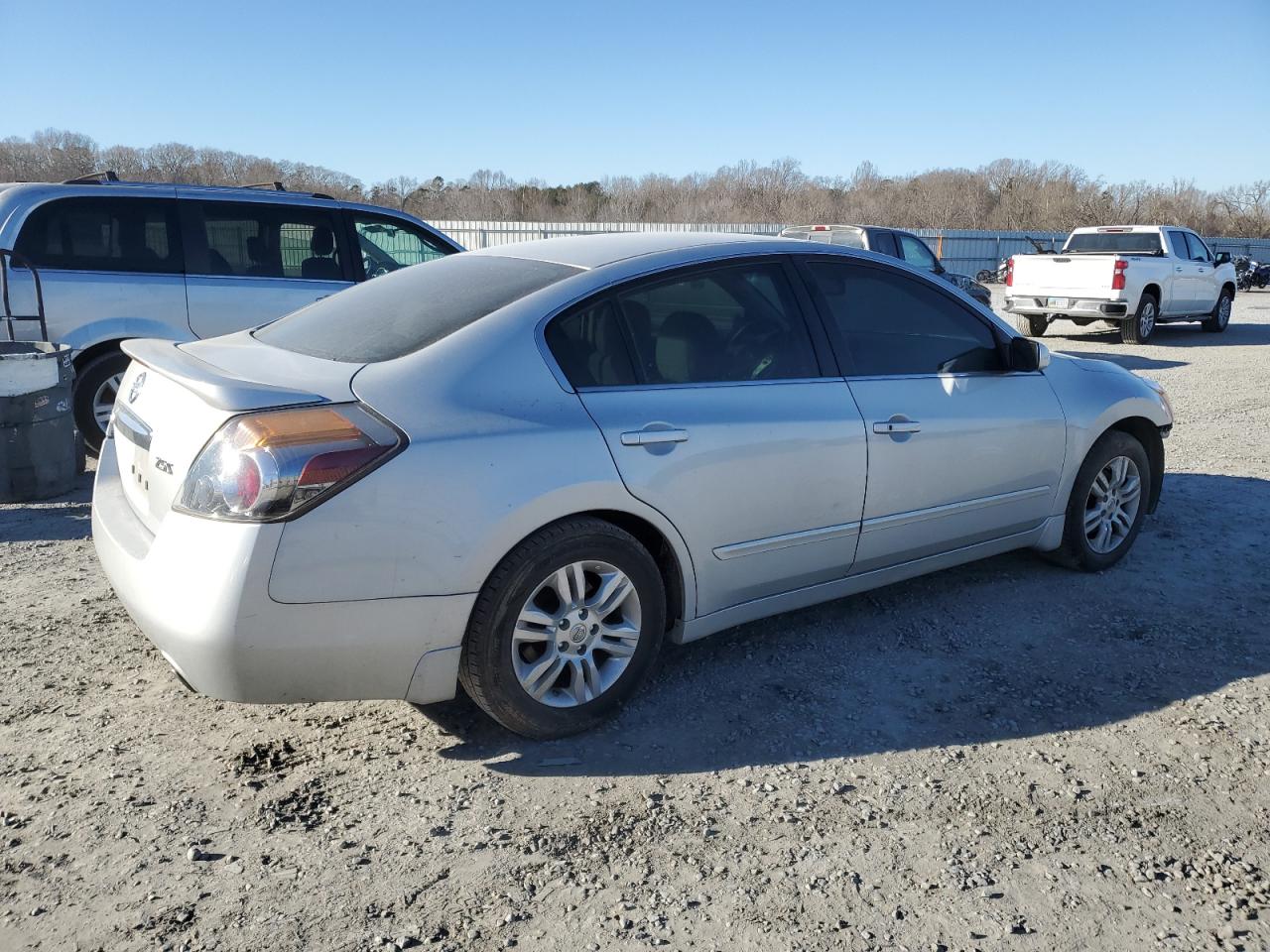 2012 Nissan Altima - Image 3