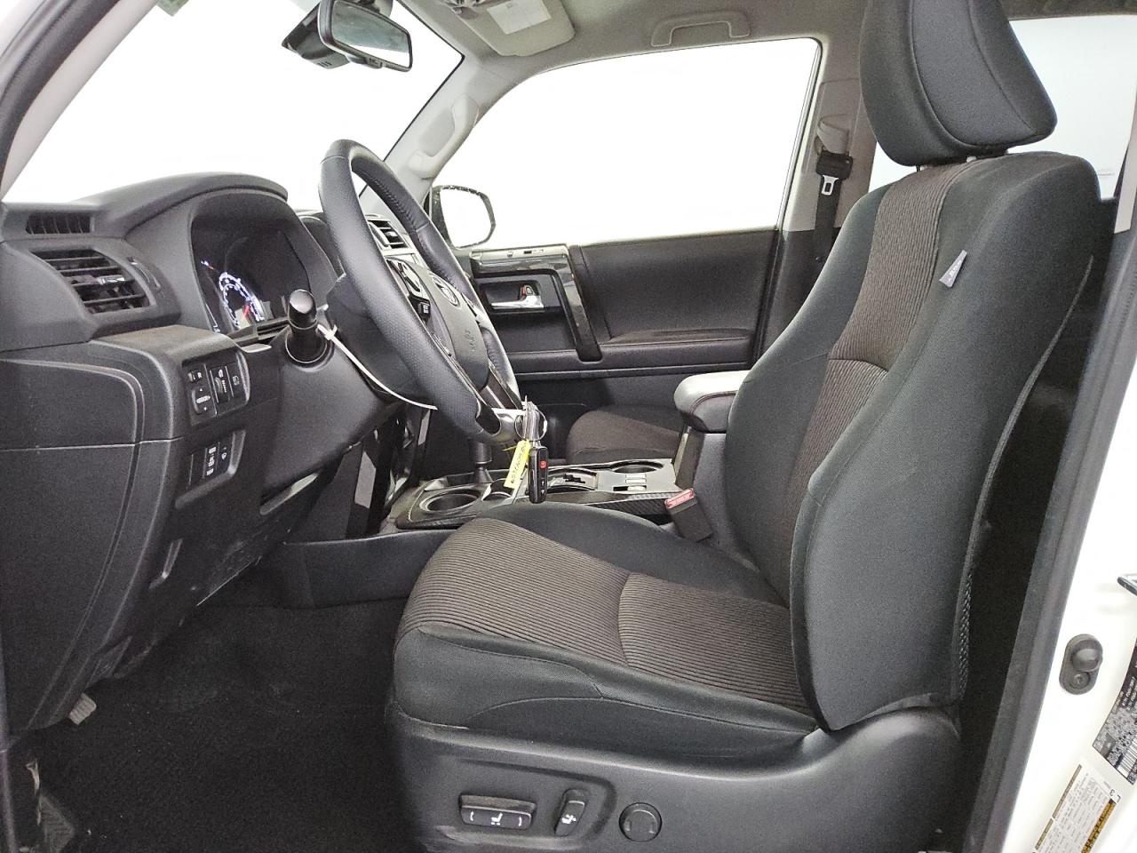 2024 Toyota 4Runner - Image 7