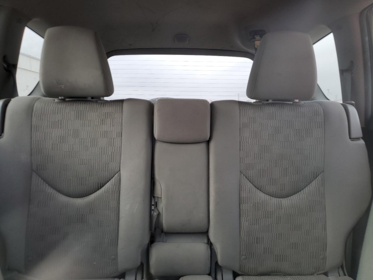 2012 Toyota RAV 4 - Image 10