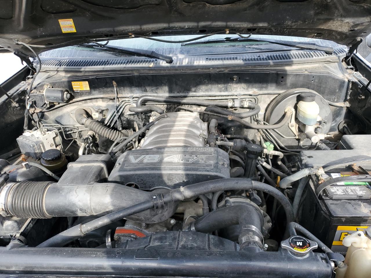 2004 Toyota Tundra - Image 12