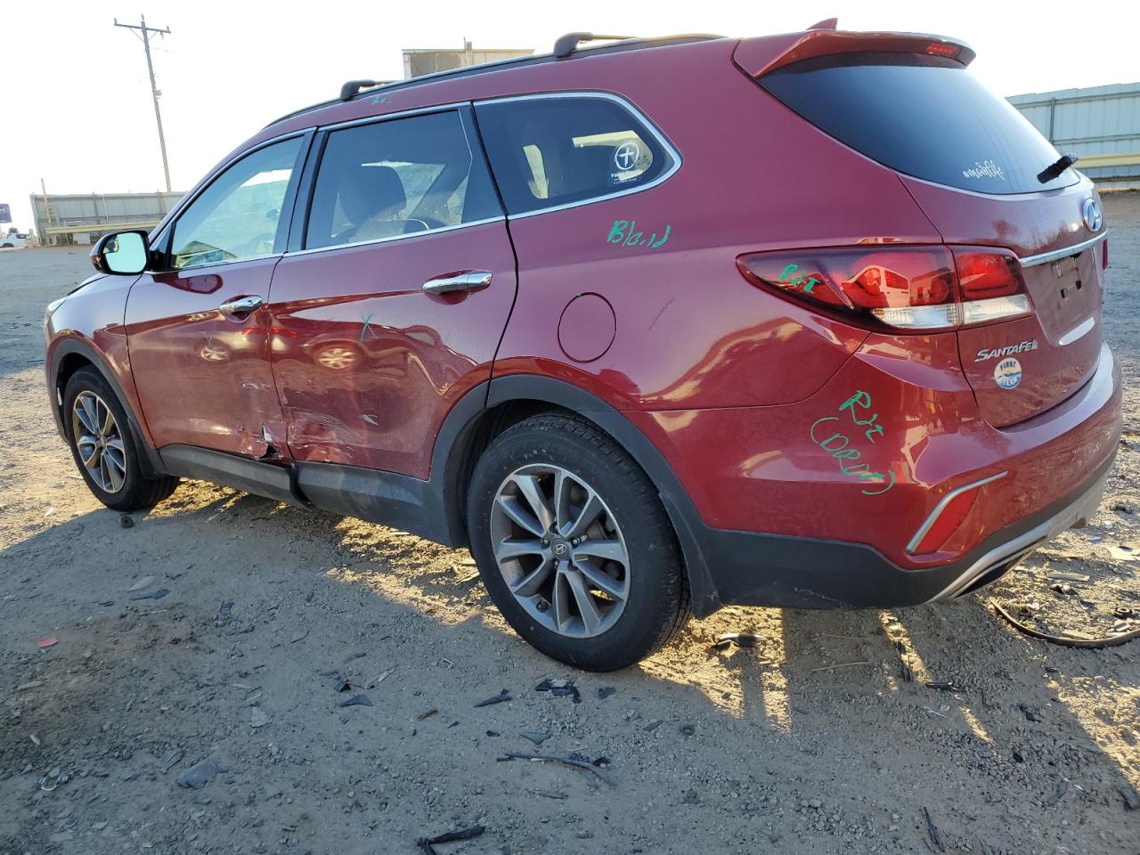 2018 Hyundai Santa Fe - Image 2