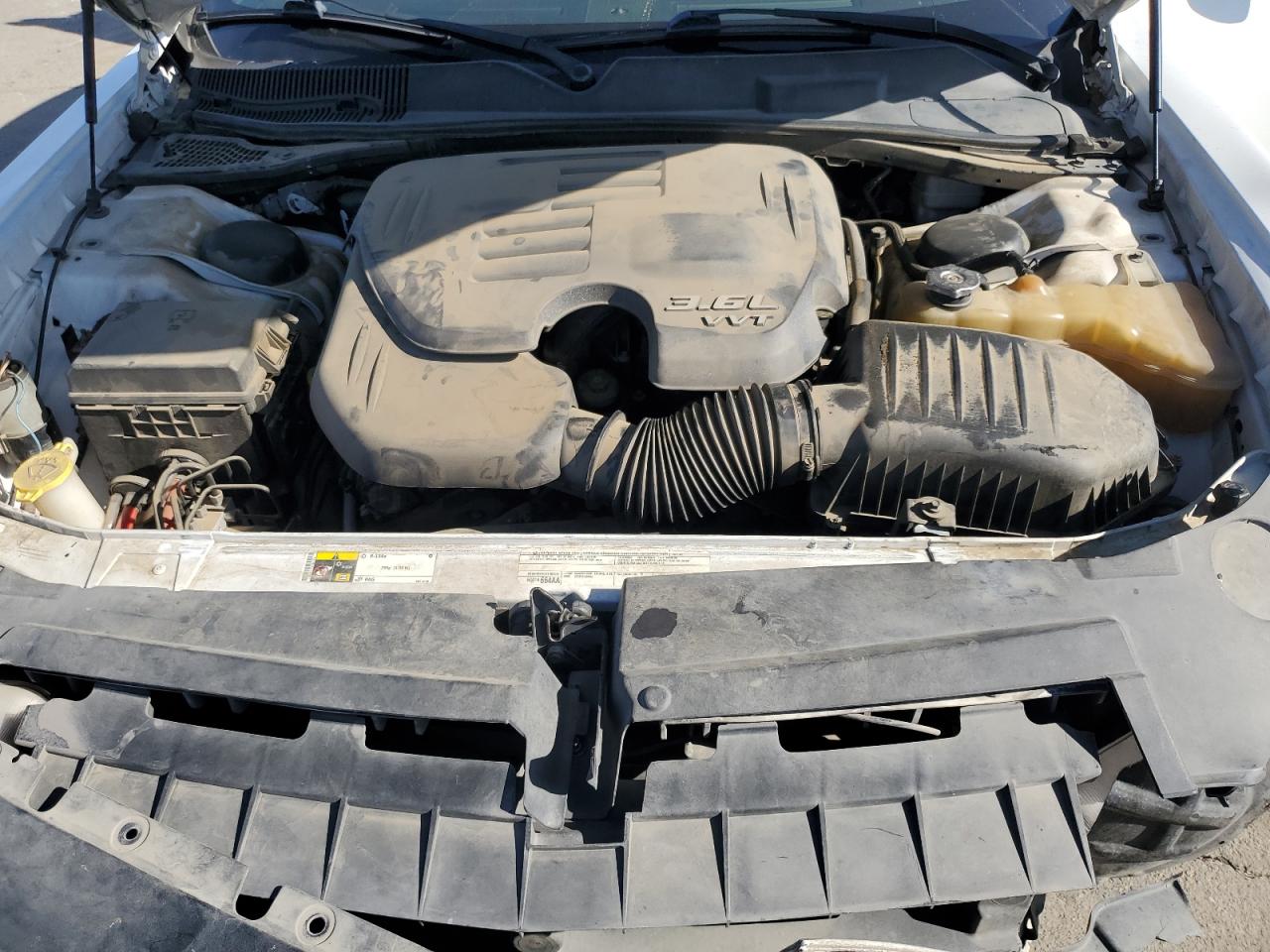 2012 Dodge Challenger - Image 11