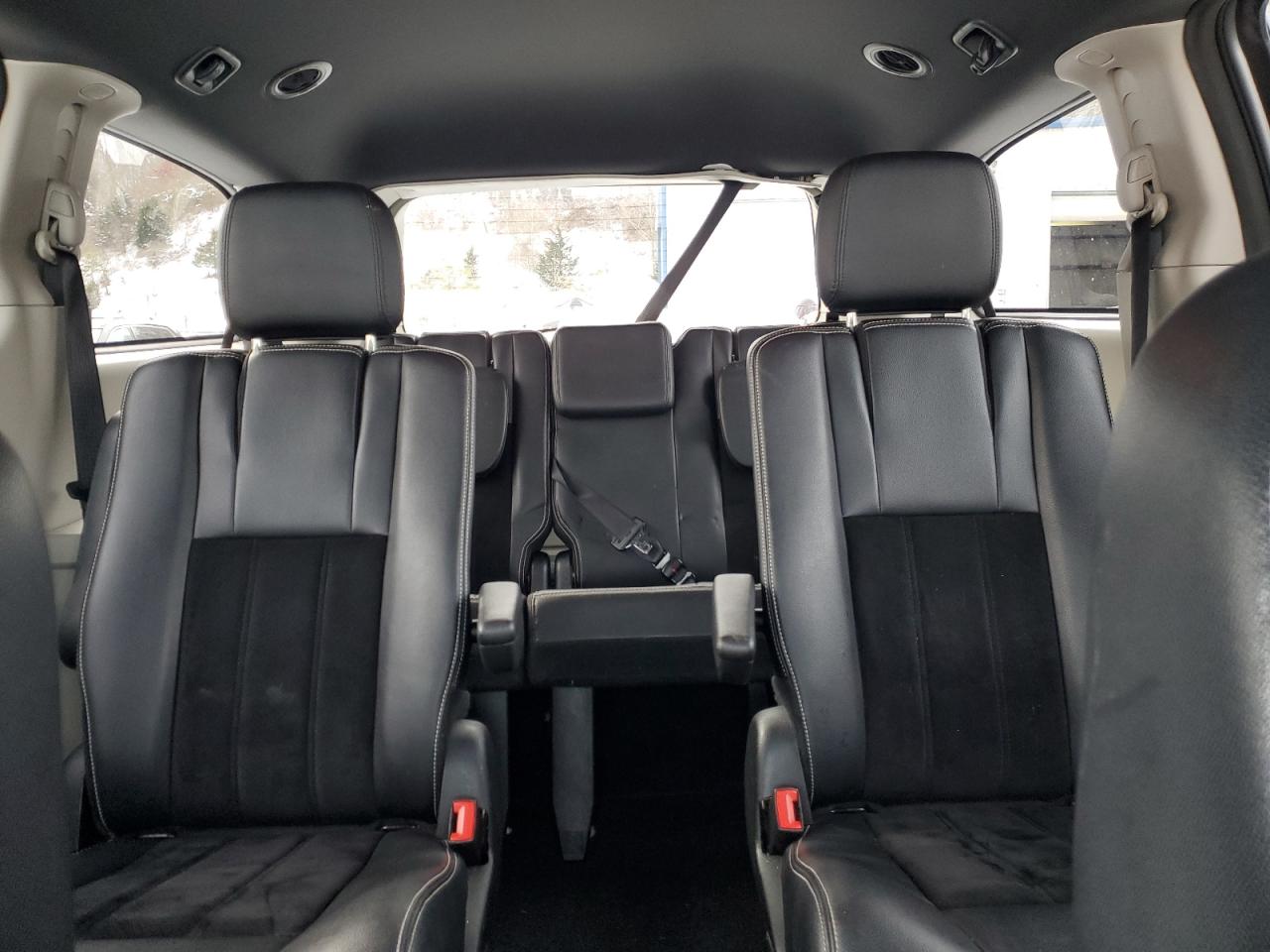 2017 Dodge Grand Caravan Sxt VIN: 2C4RDGCG3HR700156 Lot: 88097455