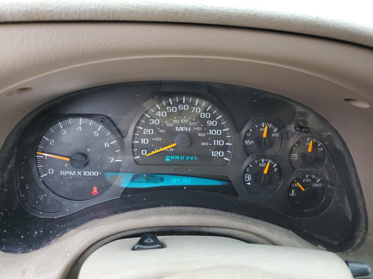 2004 Chevrolet TrailBlazer - Image 9