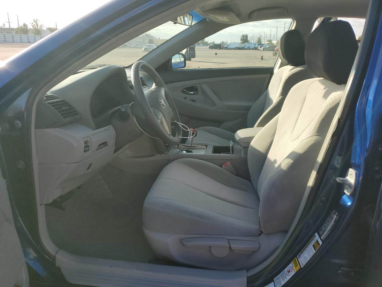 2011 Toyota Camry - Image 7