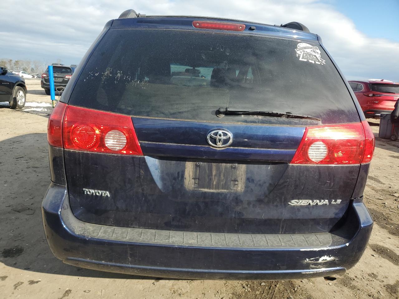 2006 Toyota Sienna - Image 6