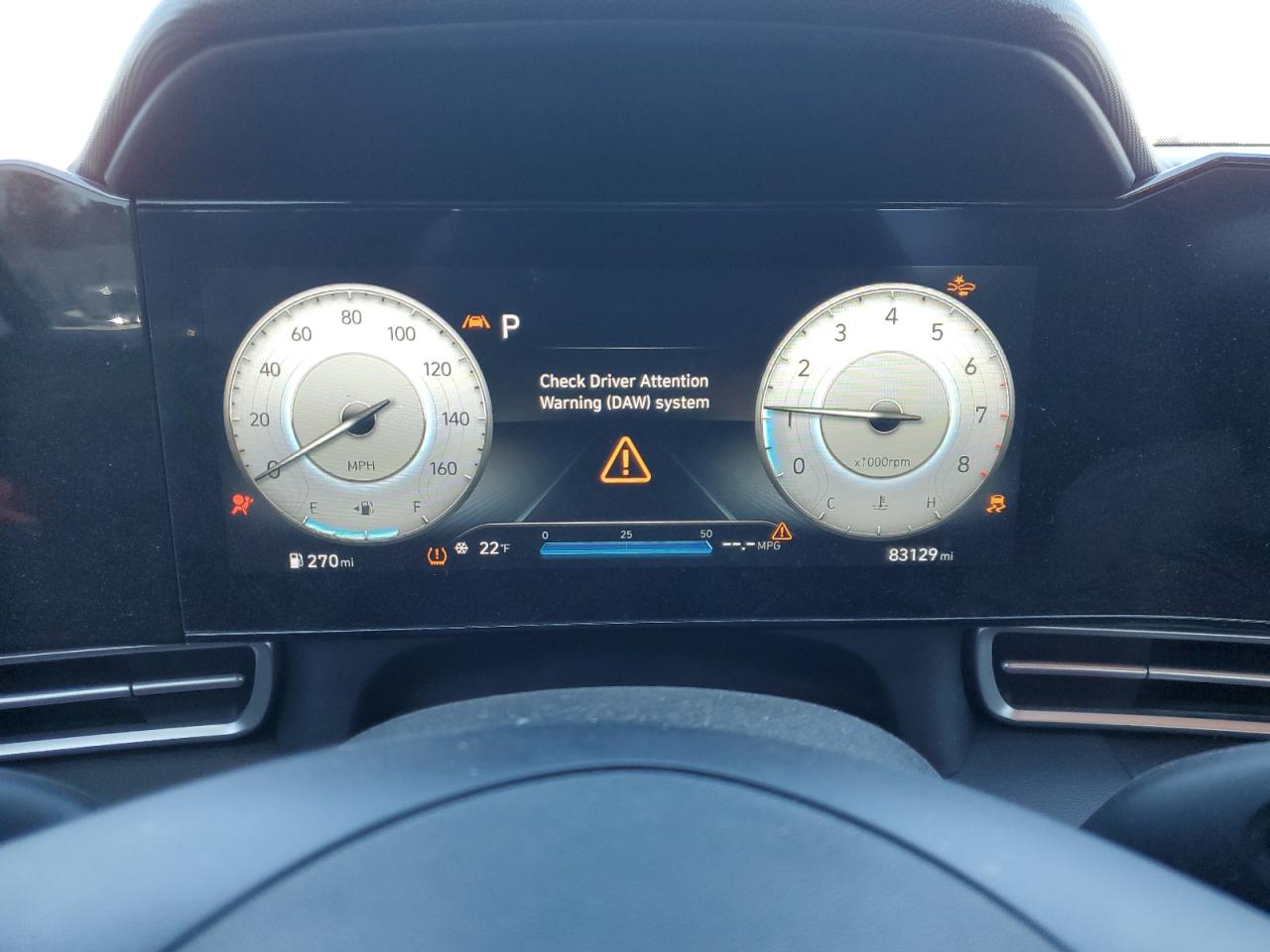 2023 Hyundai Elantra - Image 9