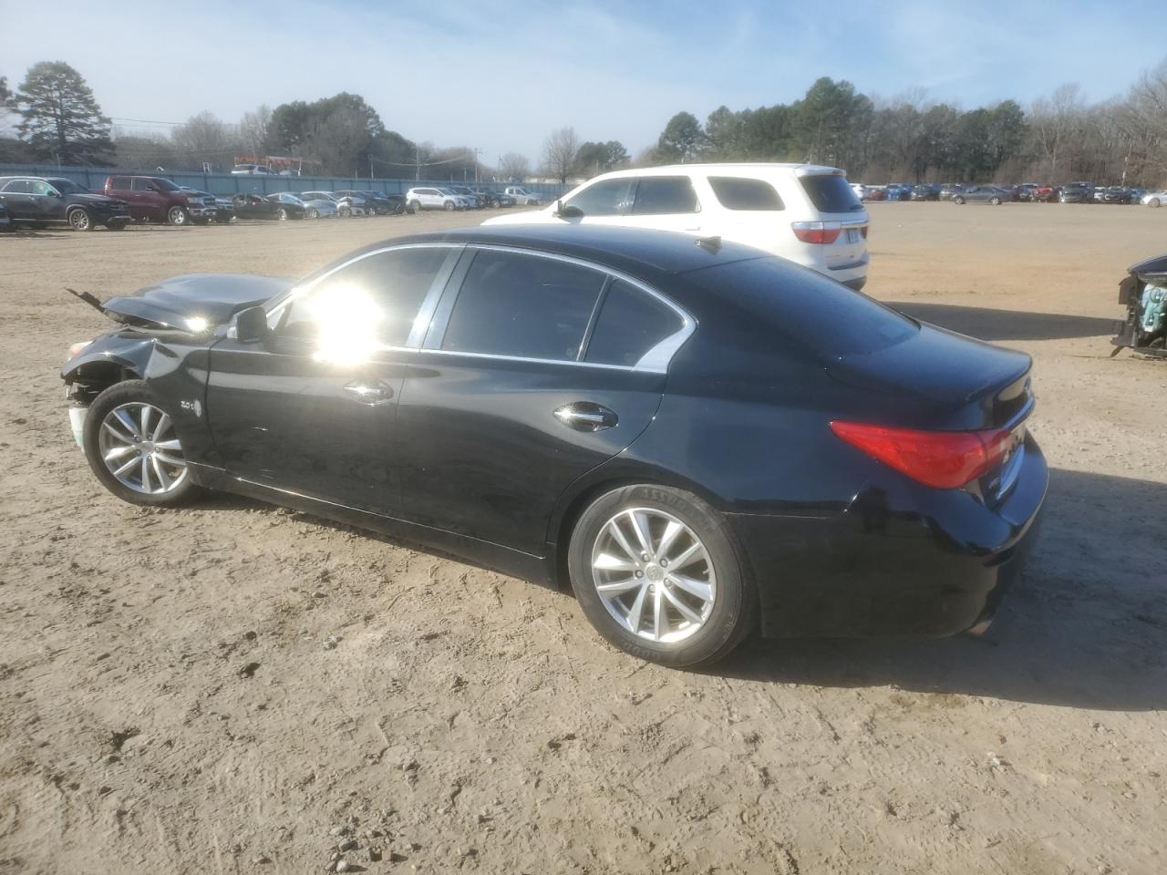 2016 Infiniti Q50 - Image 2