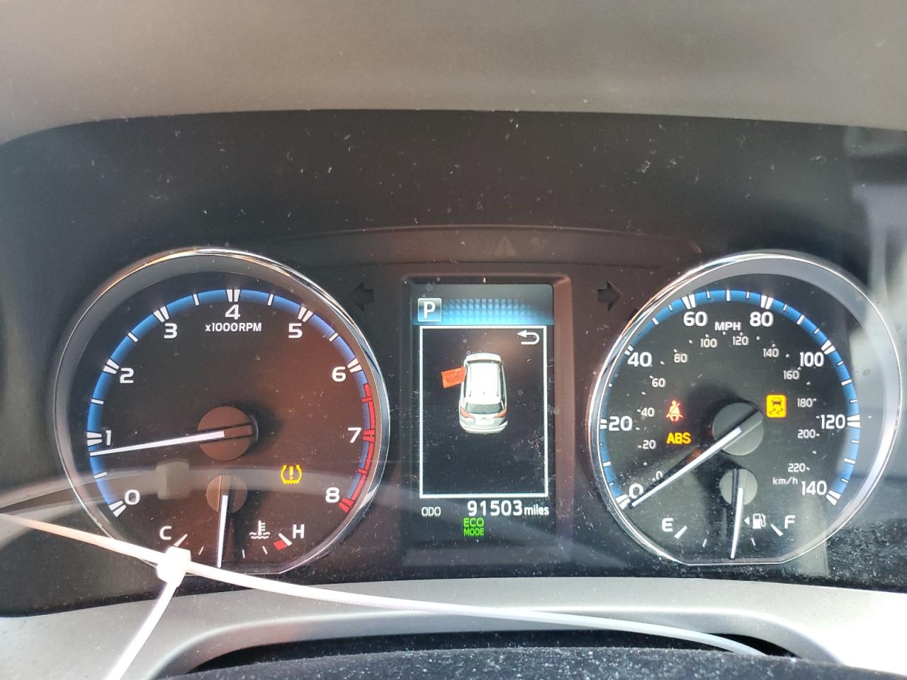 2016 Toyota RAV 4 - Image 9