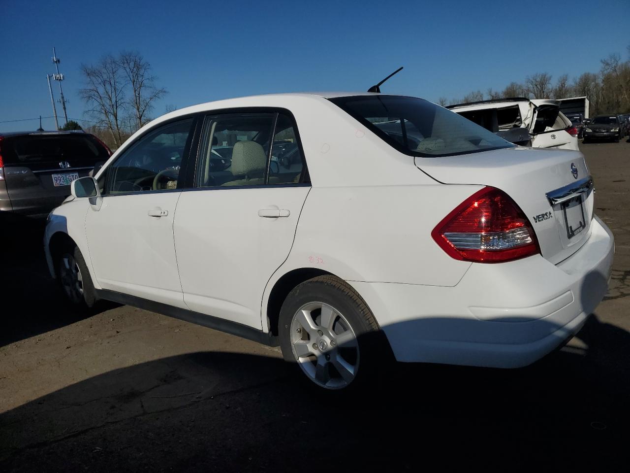 2008 Nissan Versa - Image 2