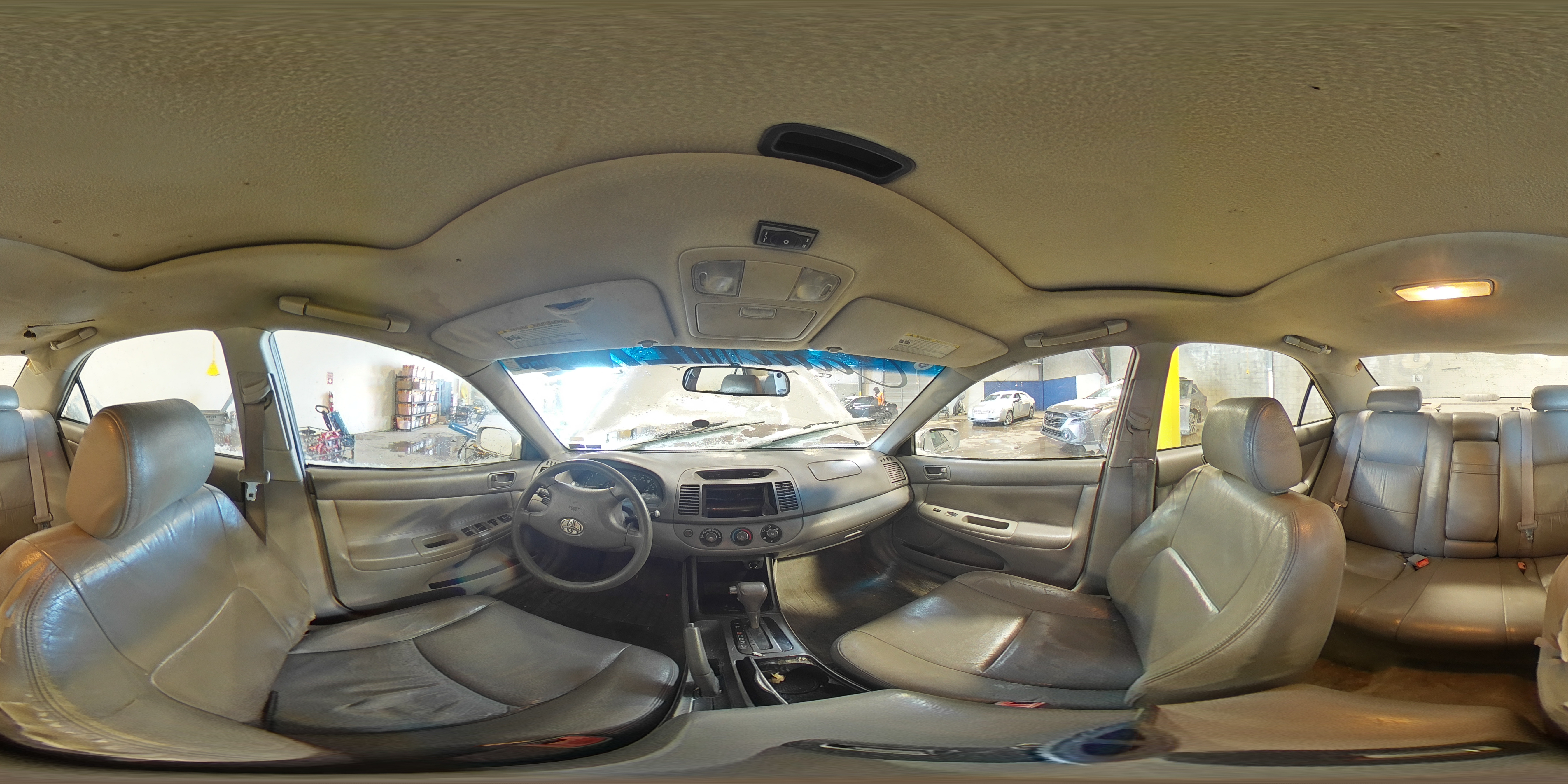 2004 Toyota Camry - Image 13