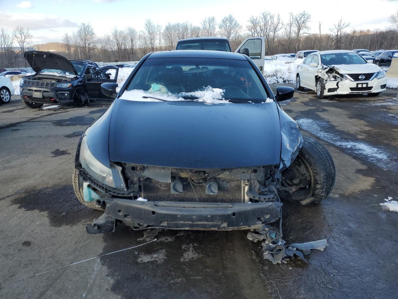 2009 Honda Accord - Image 5