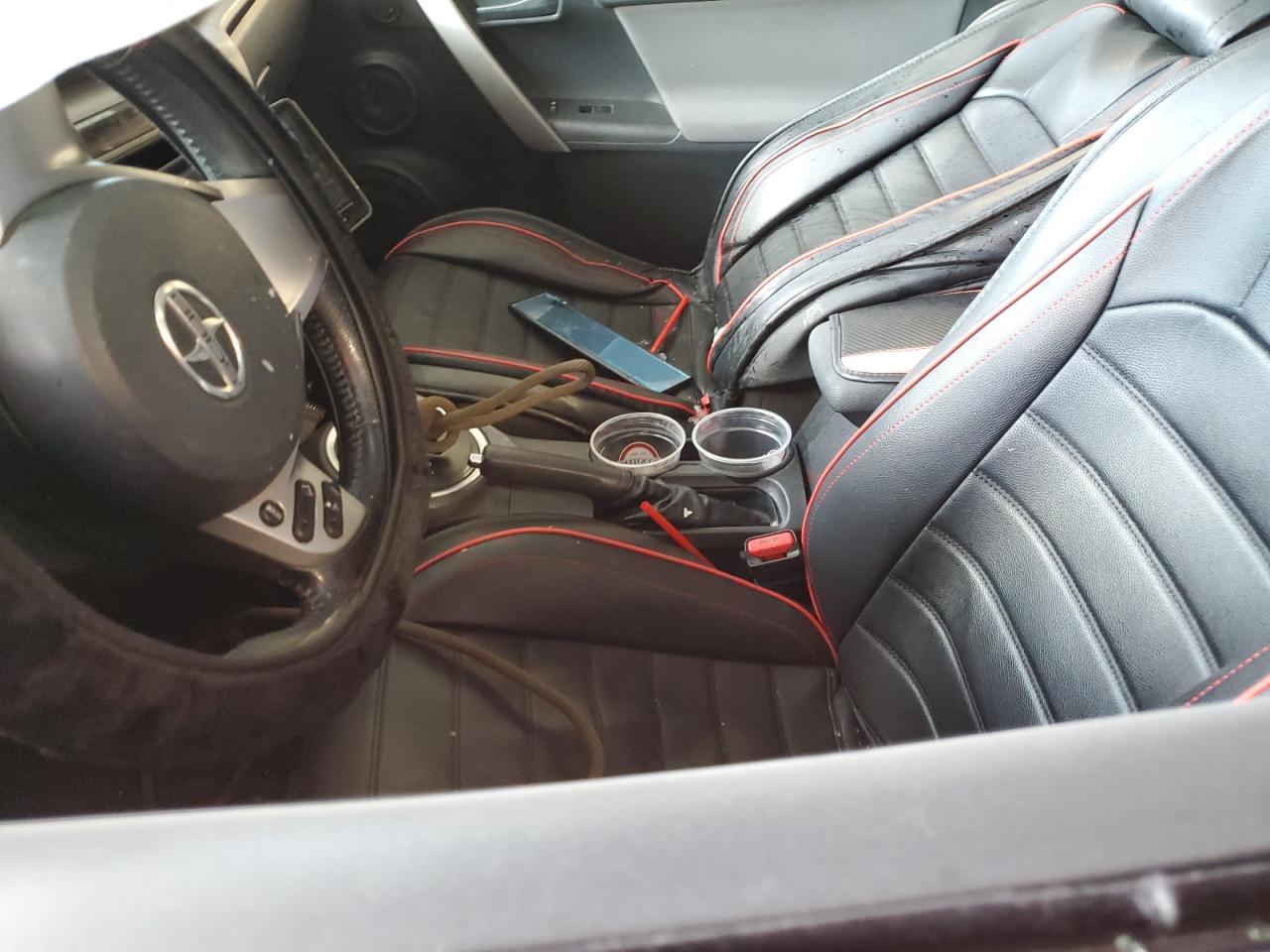 2014 Scion tC - Image 7